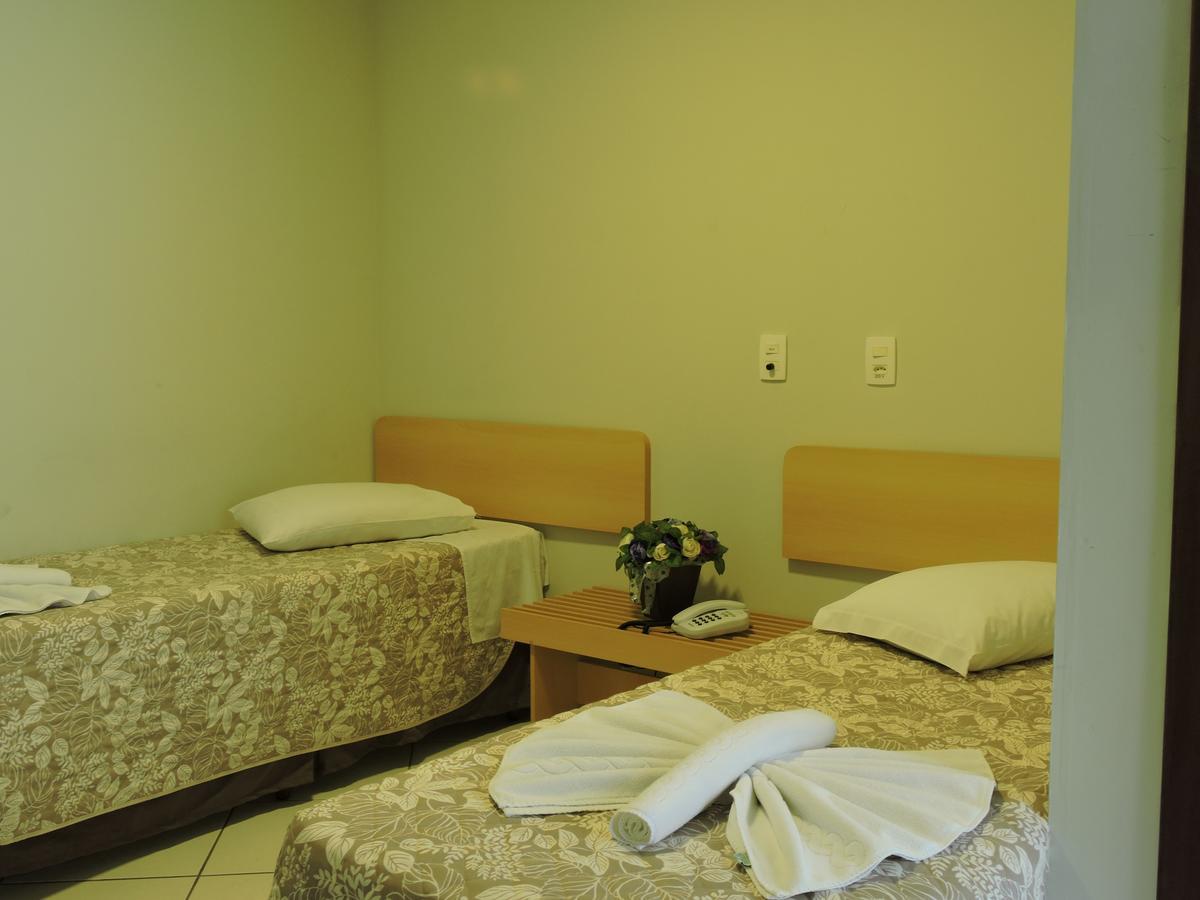 Quarto Standard com 2 Camas de Solteiro